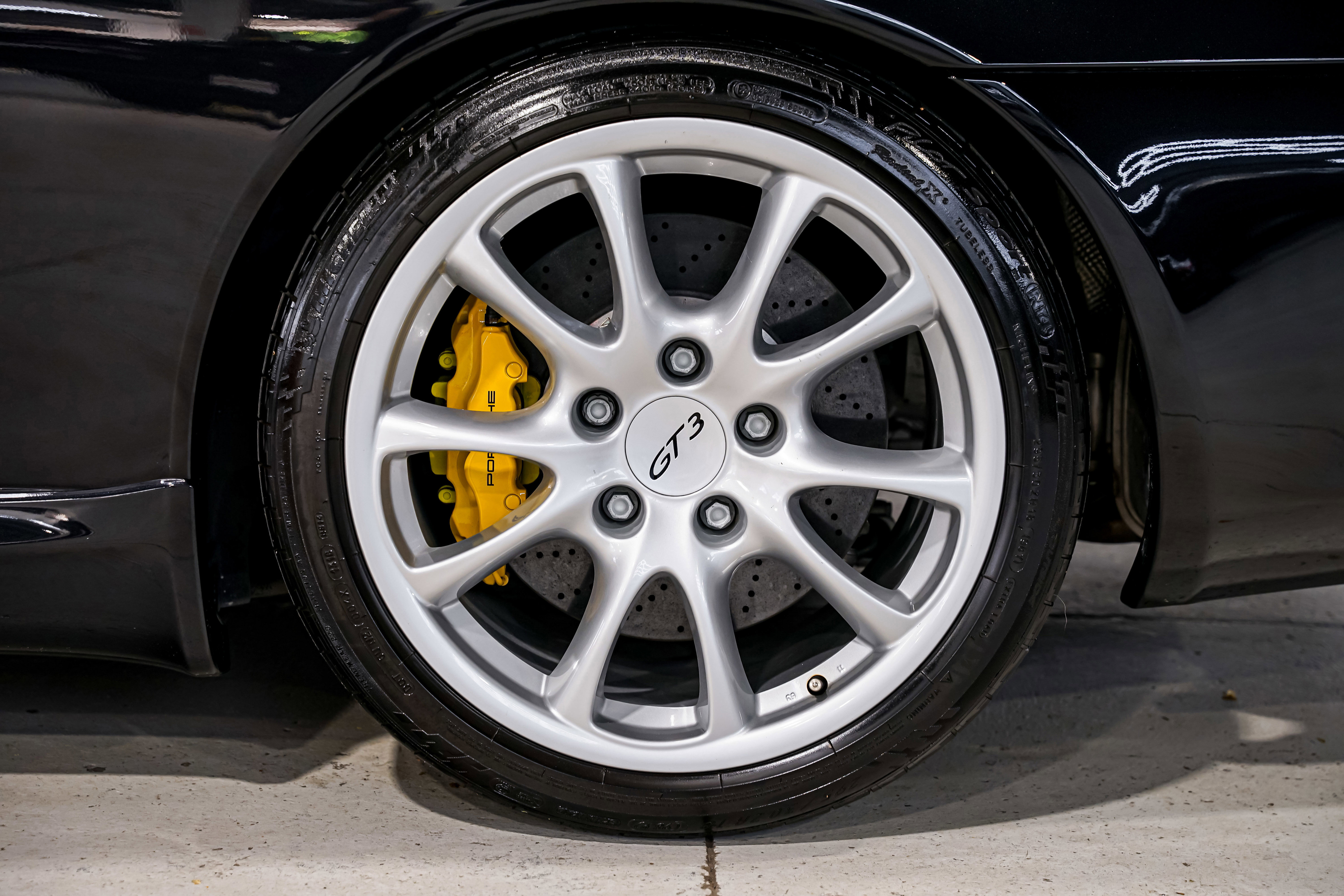 Used 2004 Porsche 911 GT3 image 58