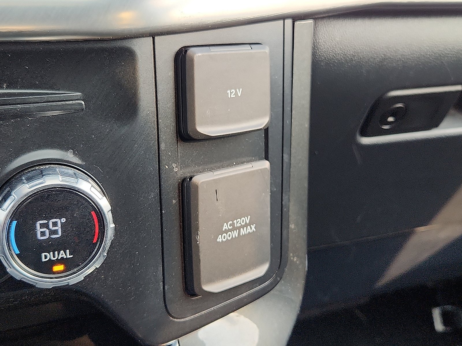 Certified 2021 Ford F150 Lariat AWD/4WD image 27