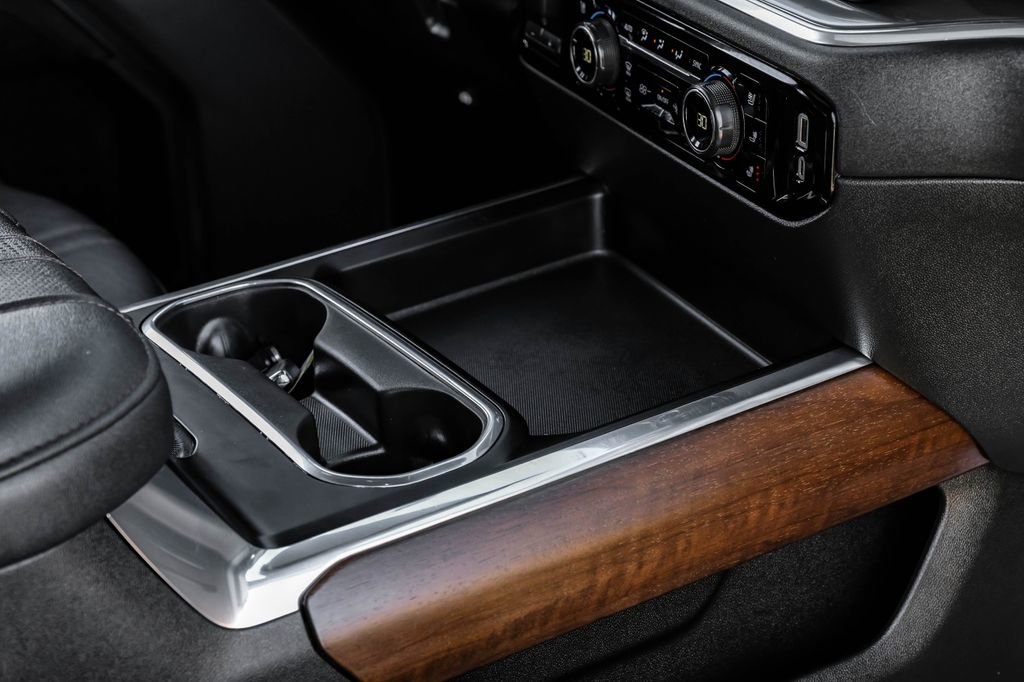 Used 2024 Chevrolet Silverado 3500 High Country w/ High Country Premium Package image 25