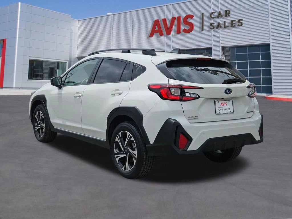 Used 2025 Subaru Crosstrek 2.0i Premium AWD/4WD image 3