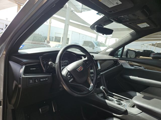Used 2023 Cadillac XT6 Sport w/ Platinum Package AWD/4WD image 5