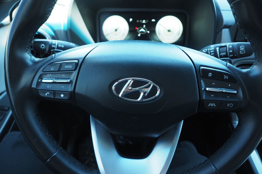 Used 2023 Hyundai Kona SEL image 29