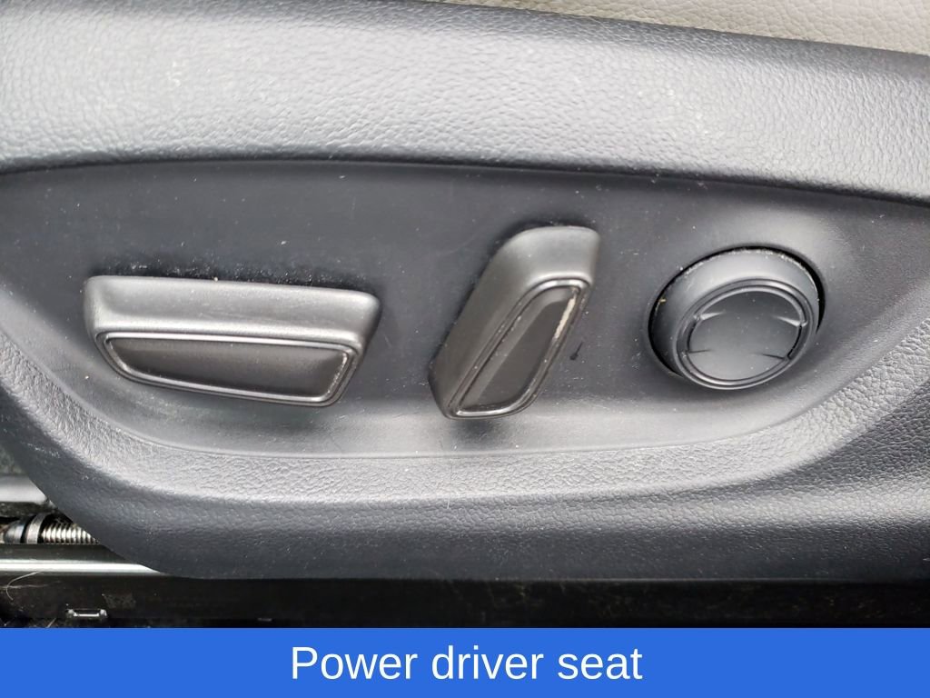 Used 2023 Toyota Camry SE image 15