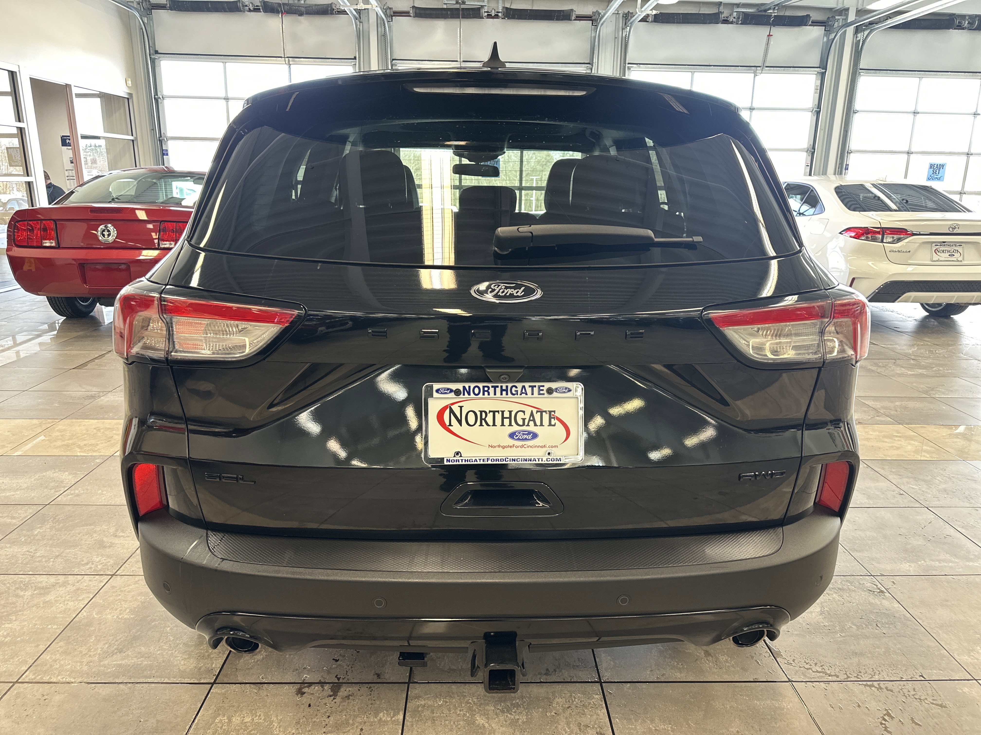 Used 2022 Ford Escape SEL w/ SEL Stealth AWD Package image 15