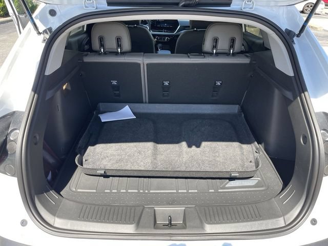 New 2026 Chevrolet Trax ACTIV w/ Sunroof Package FWD image 23