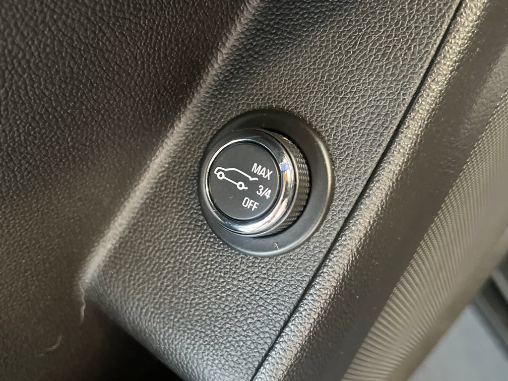 Used 2019 Chevrolet Traverse LT w/ LPO, Floor Liner Package AWD/4WD image 31