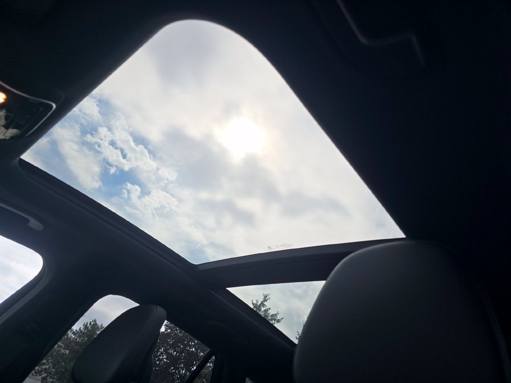 New 2027 Mercedes-Benz GLC 300 4MATIC image 3