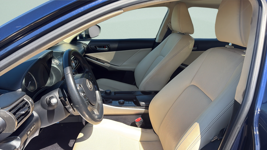 Used 2014 Lexus IS 250 AWD w/ Premium Package image 10