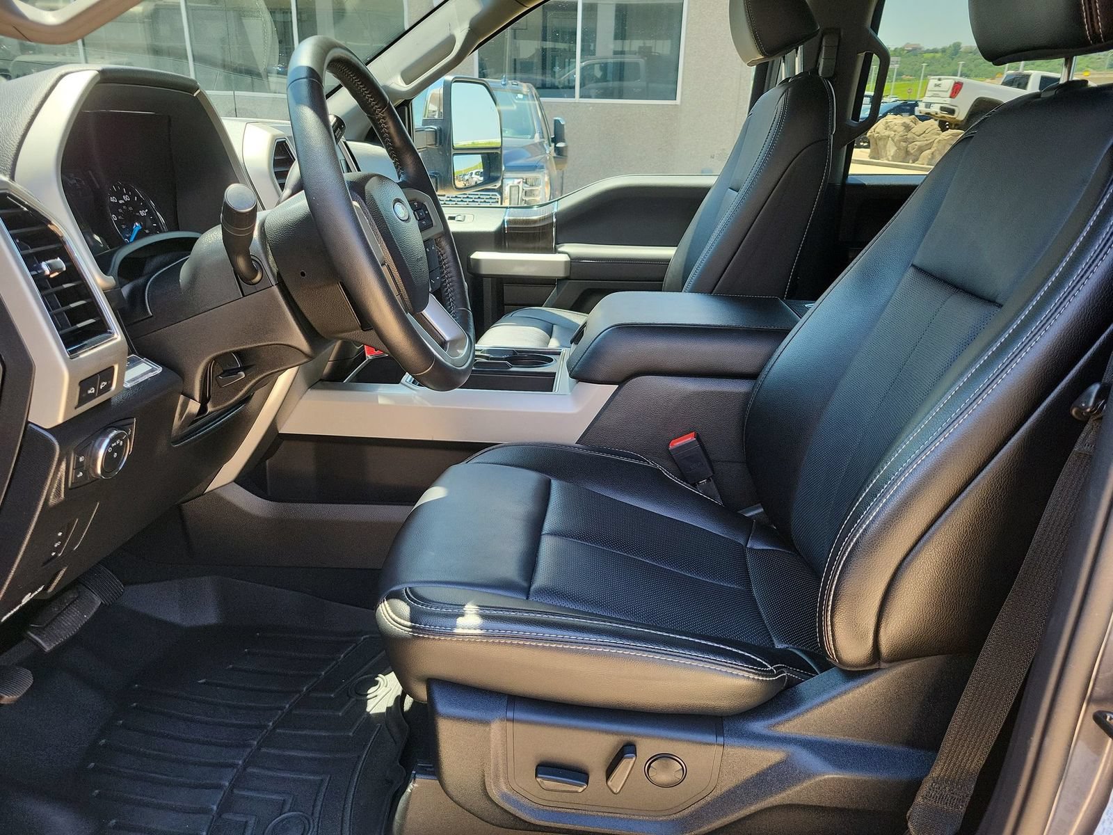Used 2021 Ford F250 Lariat AWD/4WD image 19