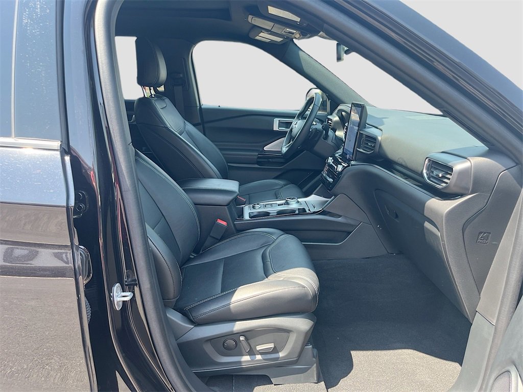 Used 2023 Ford Explorer ST w/ Equipment Group 401A image 31