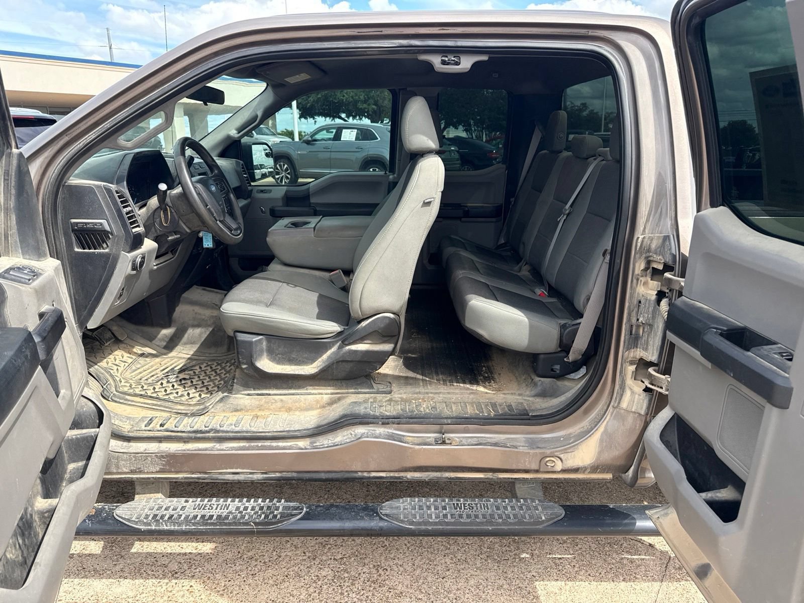 Used 2018 Ford F150 XL w/ Equipment Group 101A Mid AWD/4WD image 13