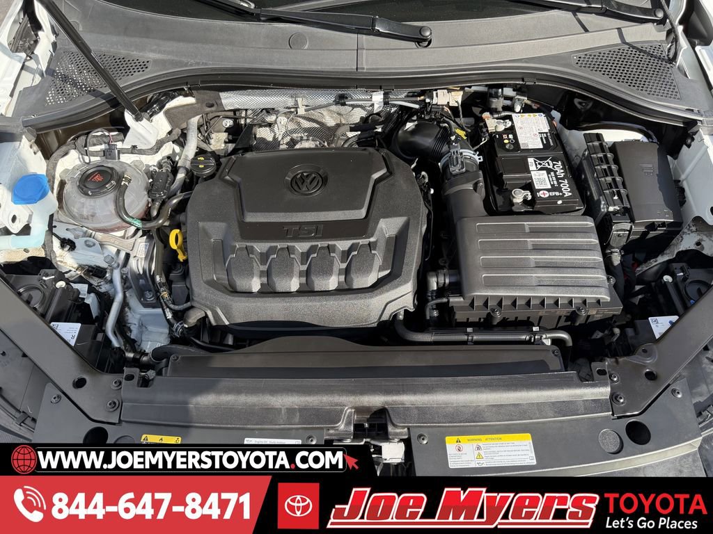 Used 2024 Volkswagen Tiguan SE image 31