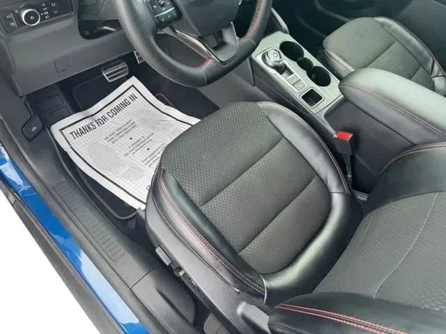 Used 2023 Ford Escape ST-Line Select w/ Tech Pack #1 AWD/4WD image 10