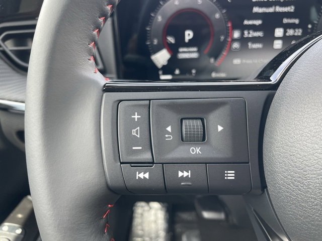 New 2025 Nissan Kicks SR image 9