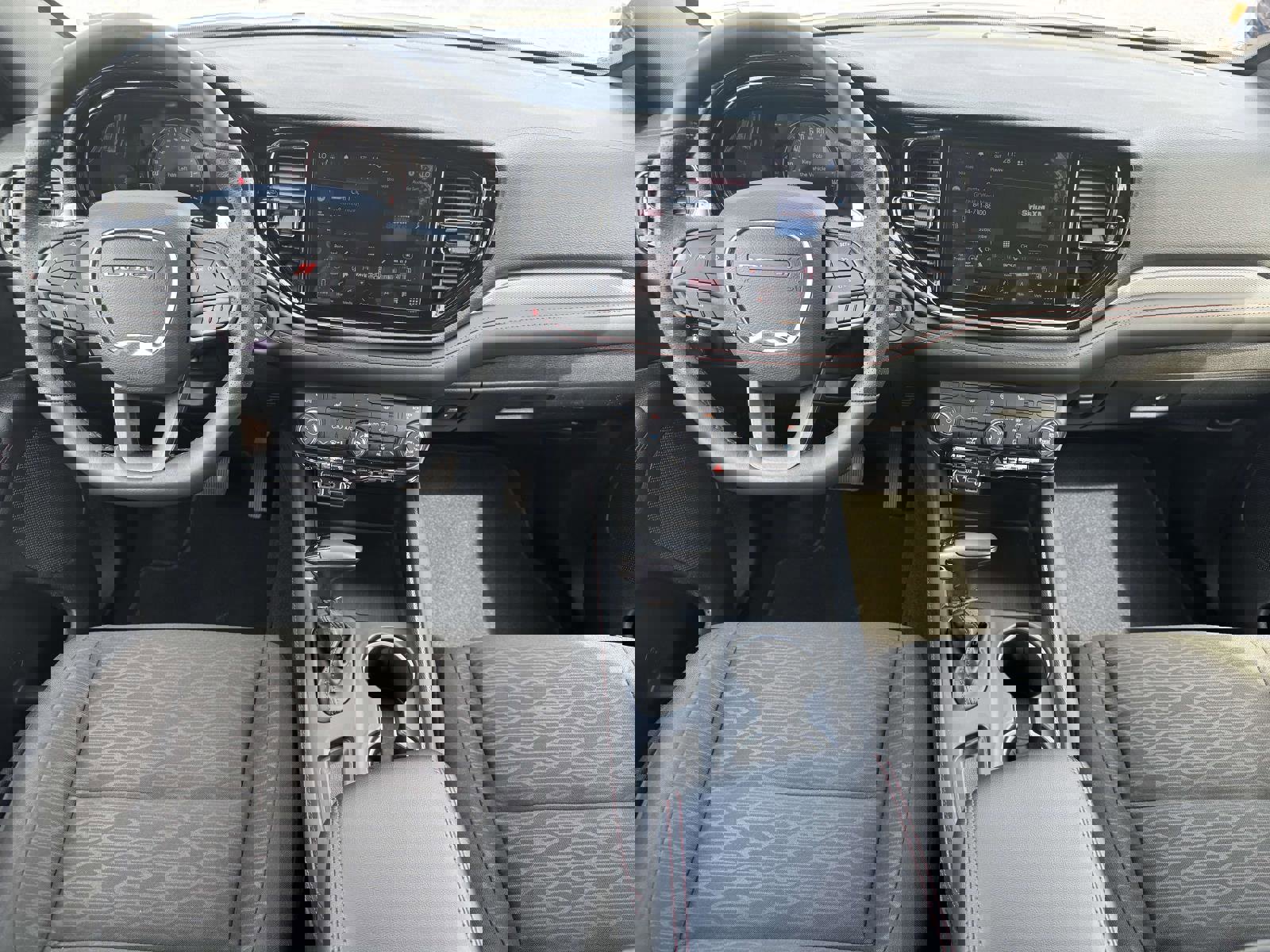 Certified 2025 Dodge Durango GT w/ Blacktop Package AWD/4WD image 2