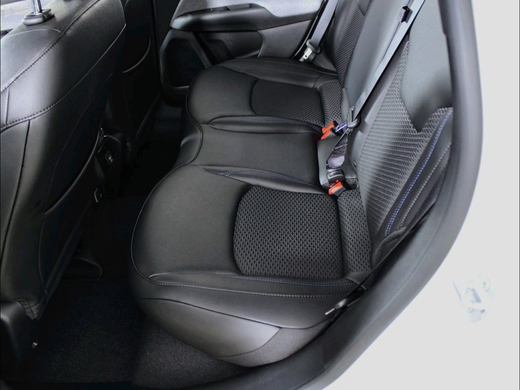 New 2025 Jeep Compass Latitude AWD/4WD image 30