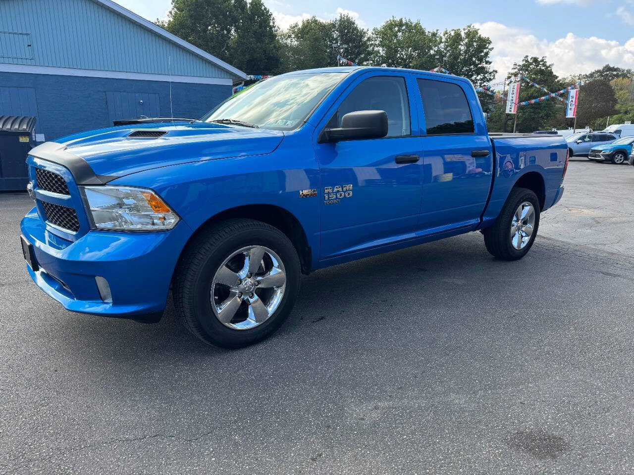 Used 2022 RAM 1500 Express w/ Wheel & Sound Group image 4