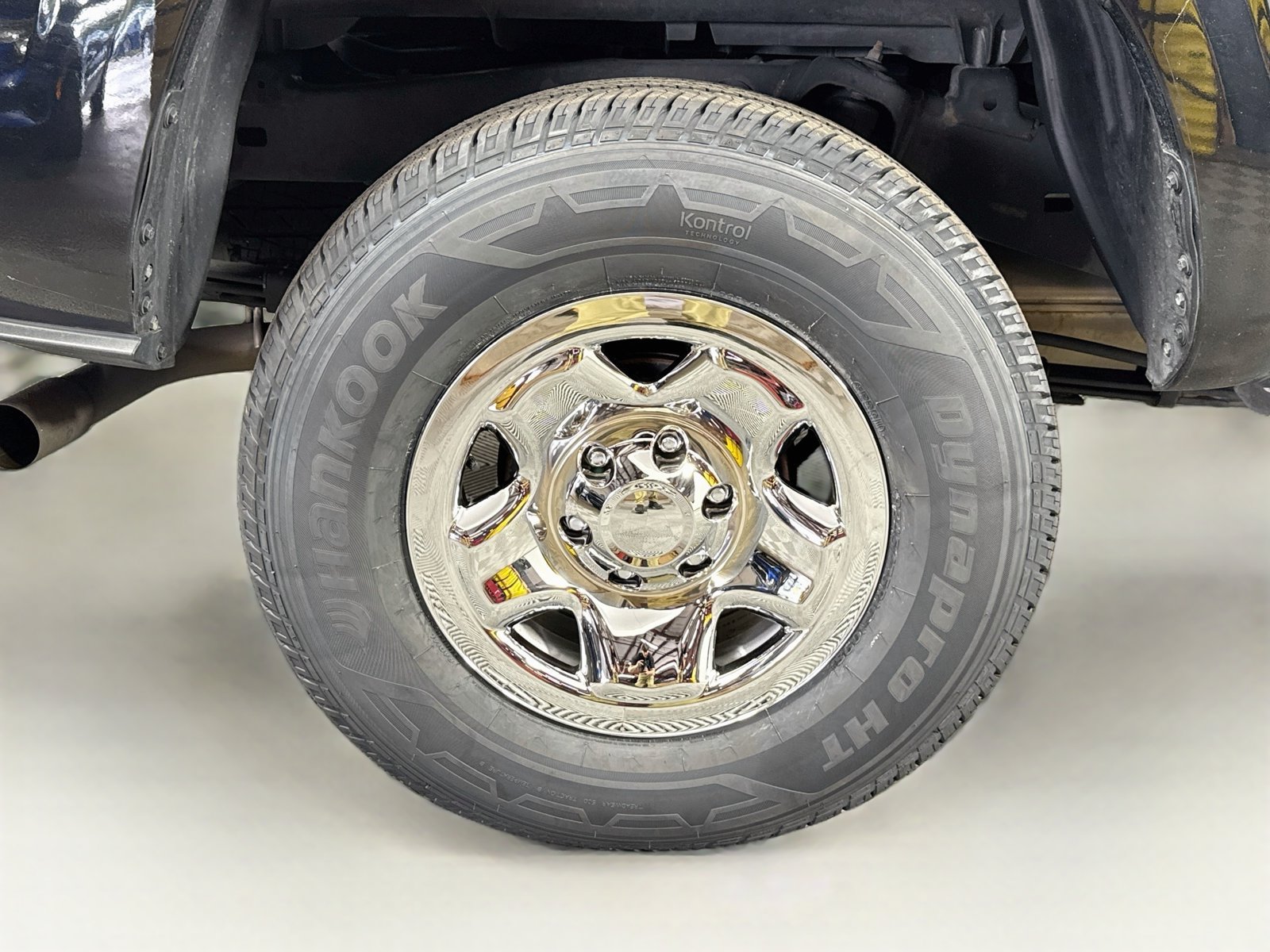 Certified 2023 Toyota Tacoma SR AWD/4WD image 27