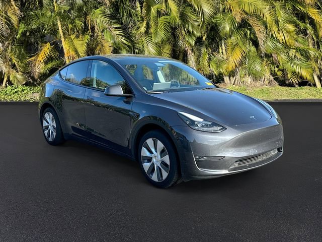 Used 2024 Tesla Model Y Long Range image 4