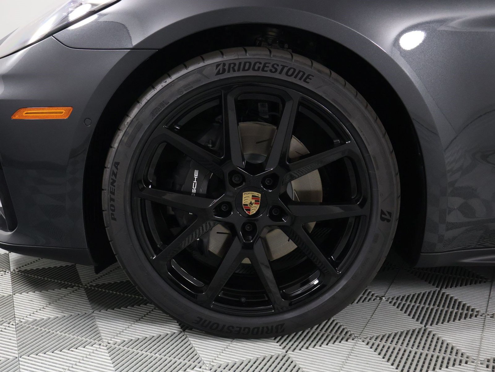 New 2026 Porsche Panamera RWD image 16