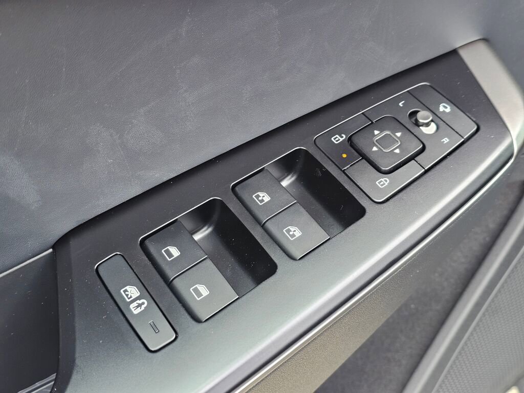 New 2025 Kia EV6 Light w/ Light LR Technology Package image 30
