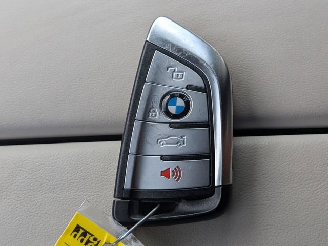 Used 2022 BMW X6 xDrive40i w/ M Sport Package AWD/4WD image 33