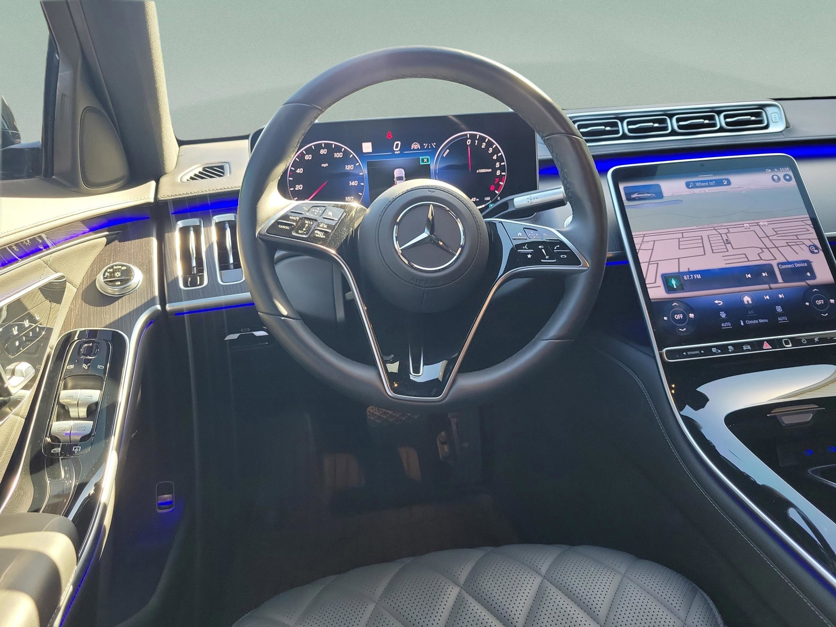 Used 2025 Mercedes-Benz S 580e 4MATIC Sedan image 10