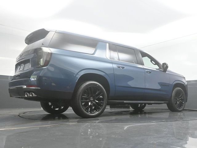 New 2025 Chevrolet Suburban Premier image 12