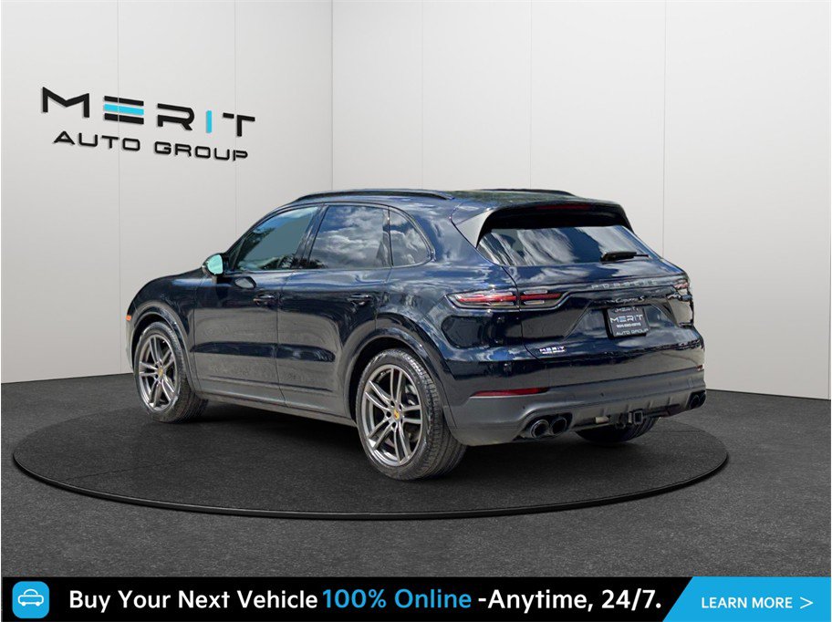 Used 2023 Porsche Cayenne S Platinum w/ Premium Package Plus AWD/4WD image 7