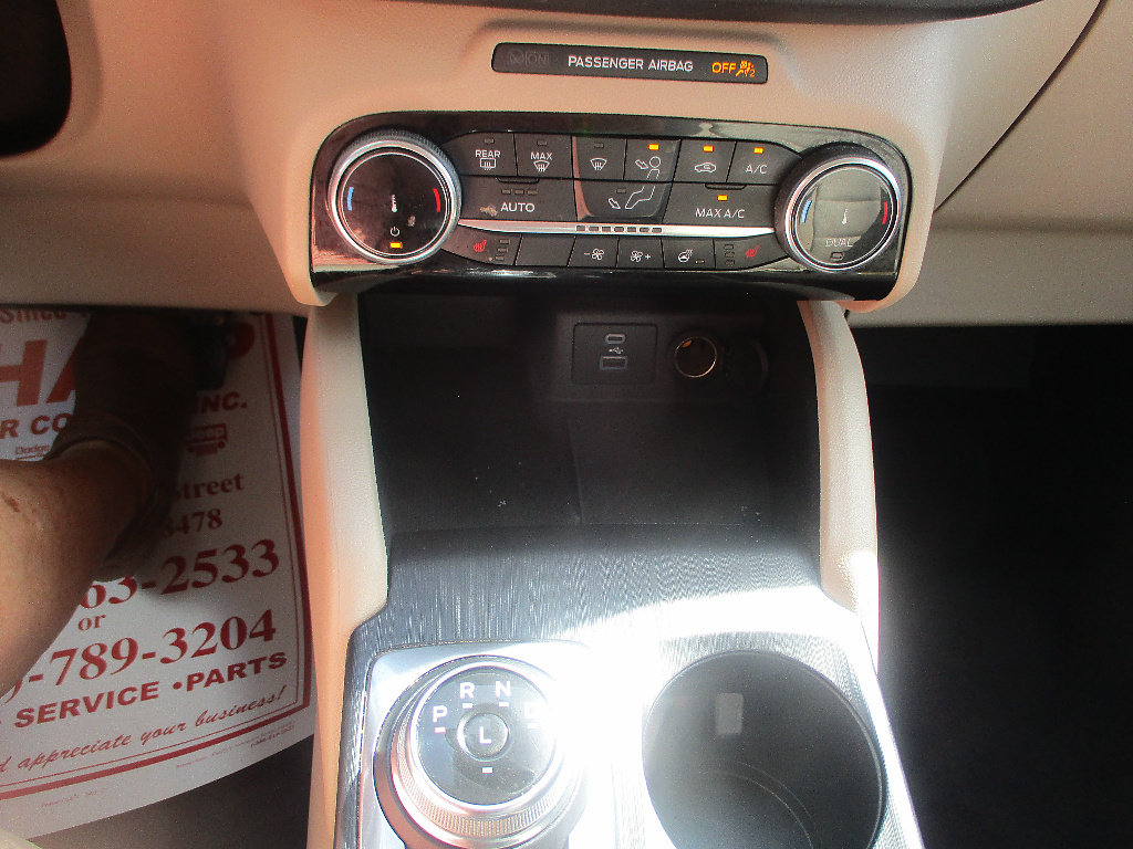 Used 2022 Ford Escape SEL FWD image 10
