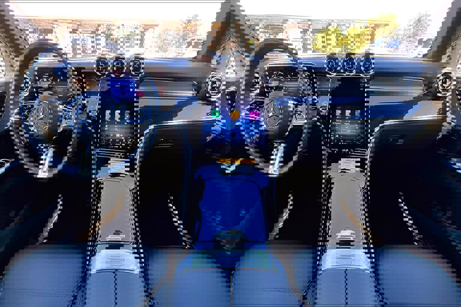 Certified 2025 Mercedes-Benz GLC 300 4MATIC image 15