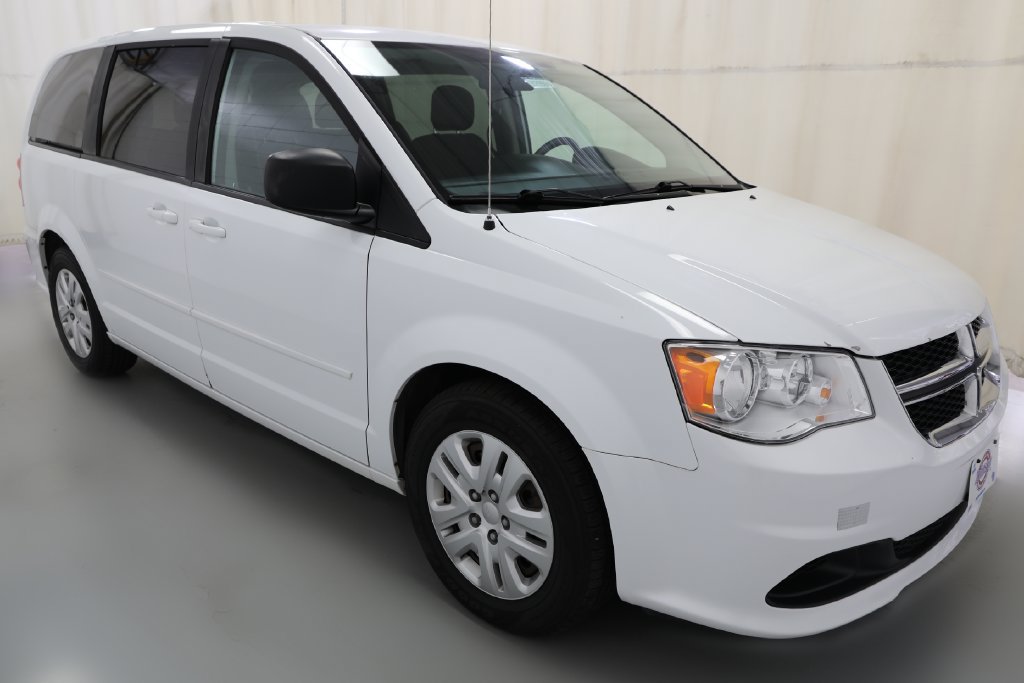 Used 2016 Dodge Grand Caravan SE w/ Quick Order Package 29E SE FWD image 18