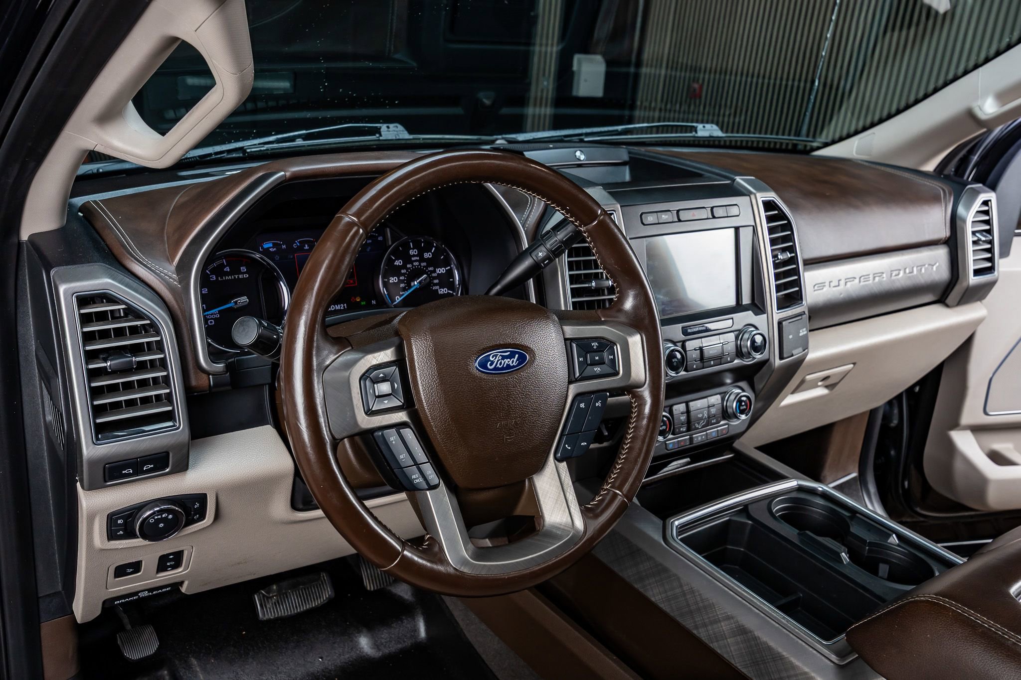 Used 2019 Ford F450 Limited AWD/4WD image 16