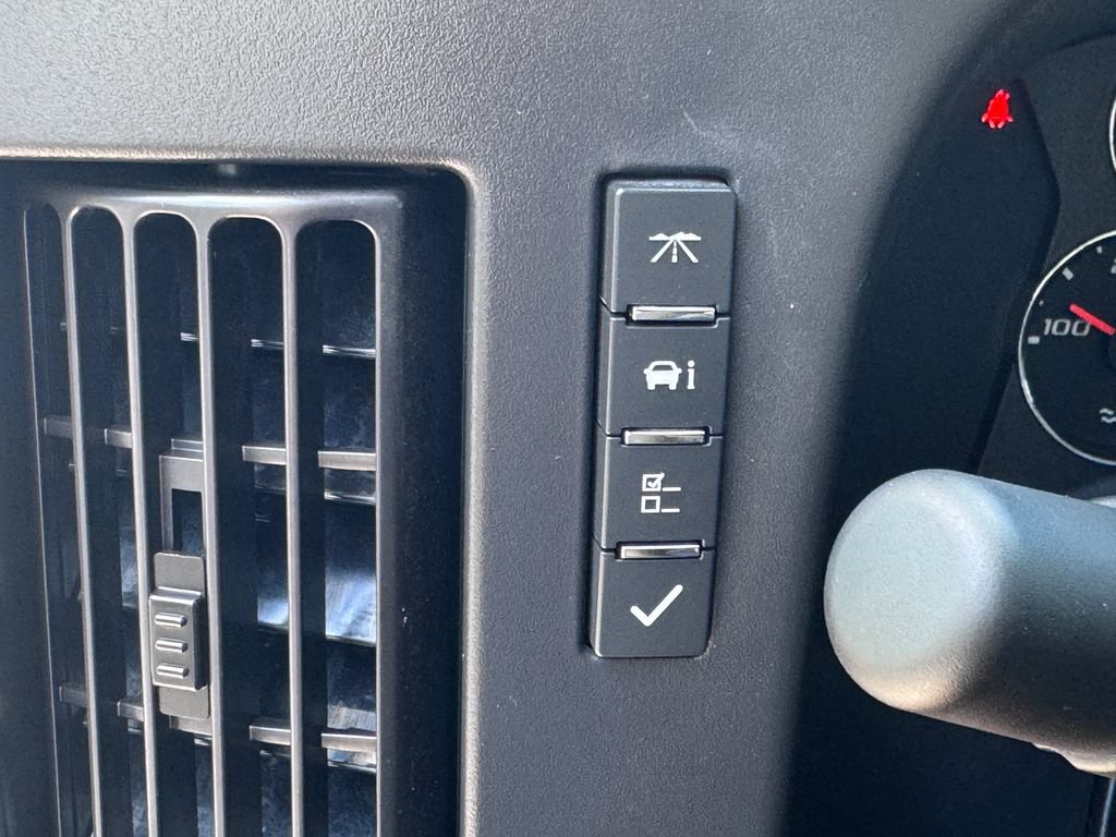 Used 2025 Chevrolet Express 3500 w/ Power Convenience Package RWD image 19