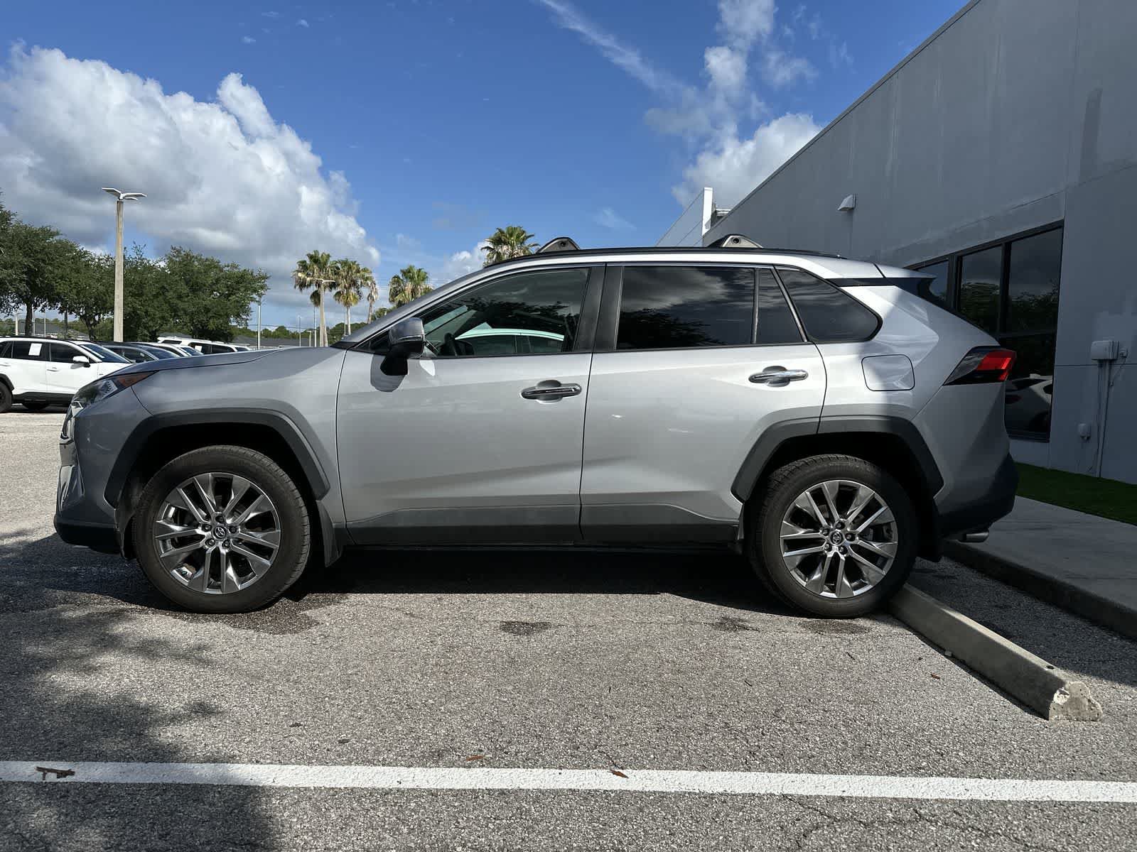 Used 2020 Toyota RAV4 Limited w/ All Weather Liner Package AWD/4WD image 5