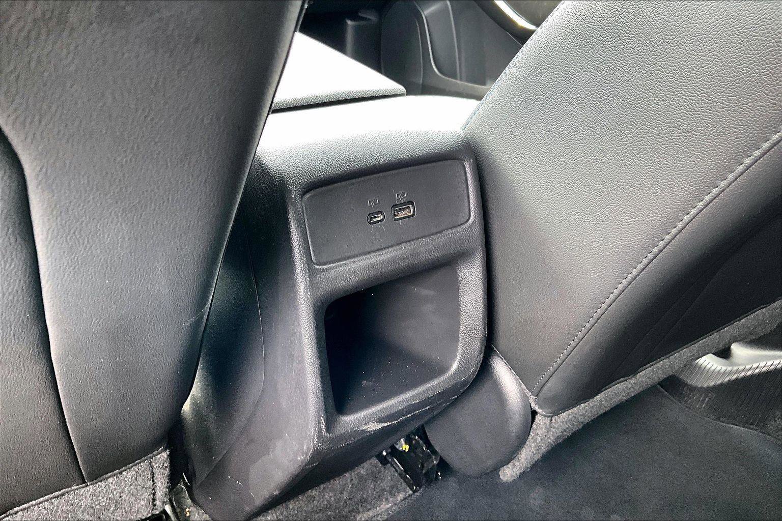 Used 2025 Chevrolet Trax LT FWD image 33