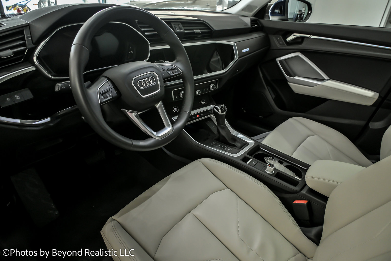 Used 2023 Audi Q3 2.0T Premium Plus image 23