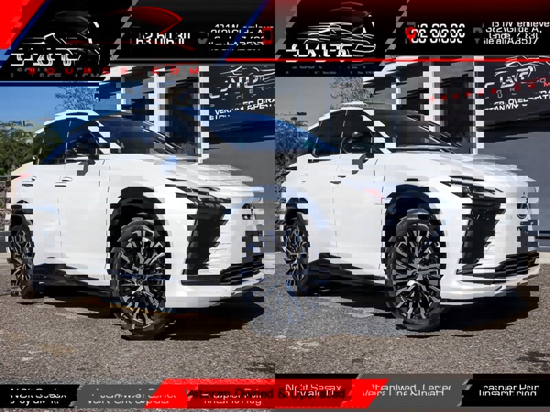 Used 2023 Lexus RZ 450e Premium w/ Technology Package image 2