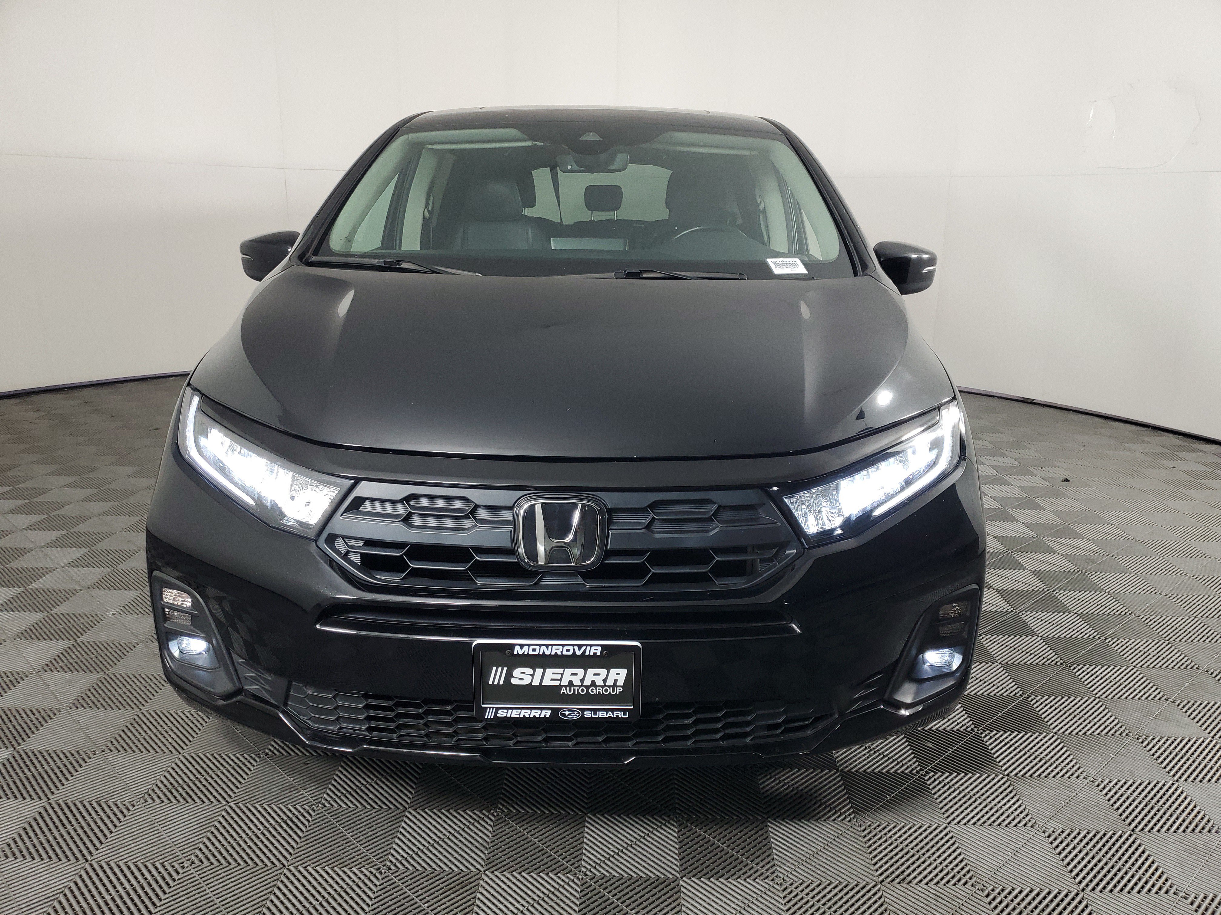Used 2025 Honda Odyssey EX-L image 9