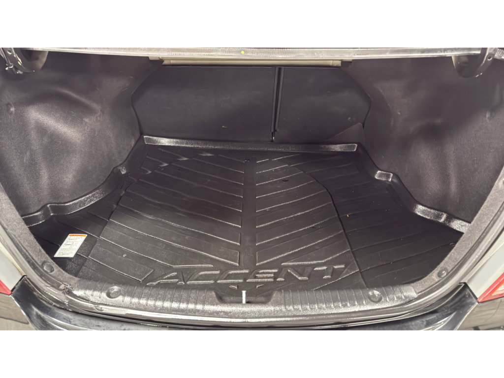 Used 2016 Hyundai Accent SE image 37