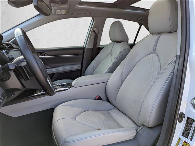 Used 2019 Toyota Camry XSE image 14