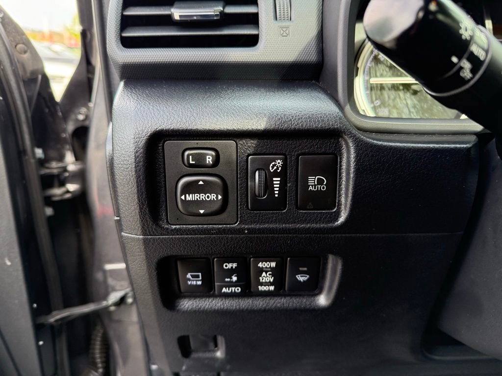 Used 2022 Toyota 4Runner Limited AWD/4WD image 14