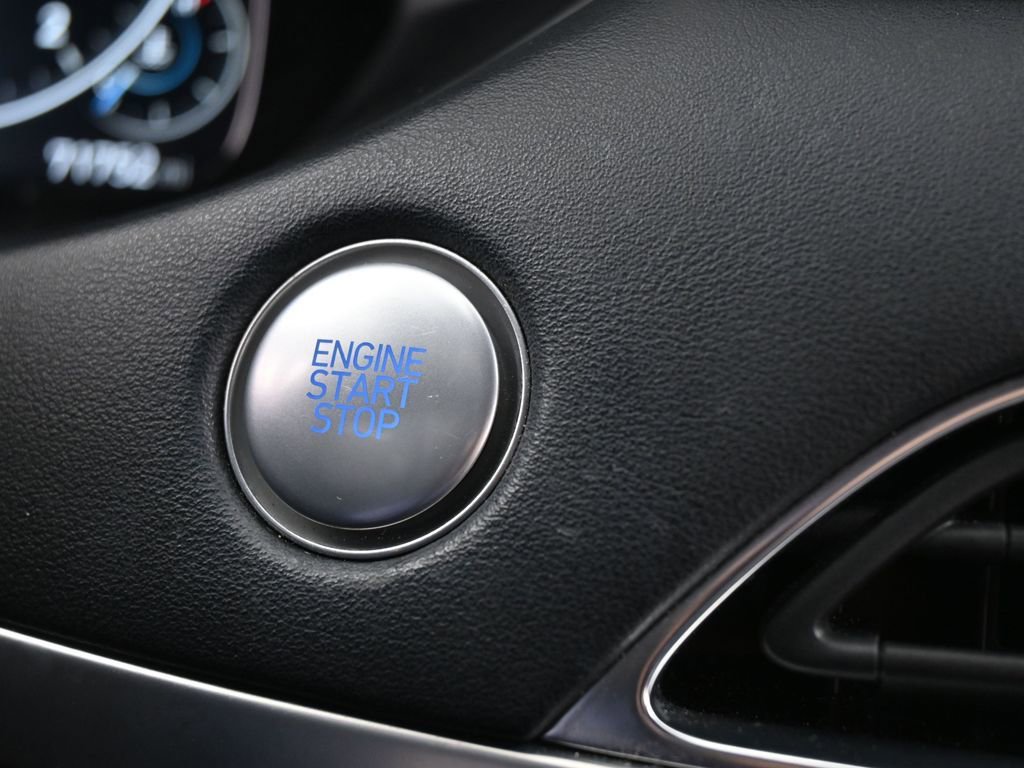 Used 2021 Hyundai Palisade Limited w/ Winter Package image 38