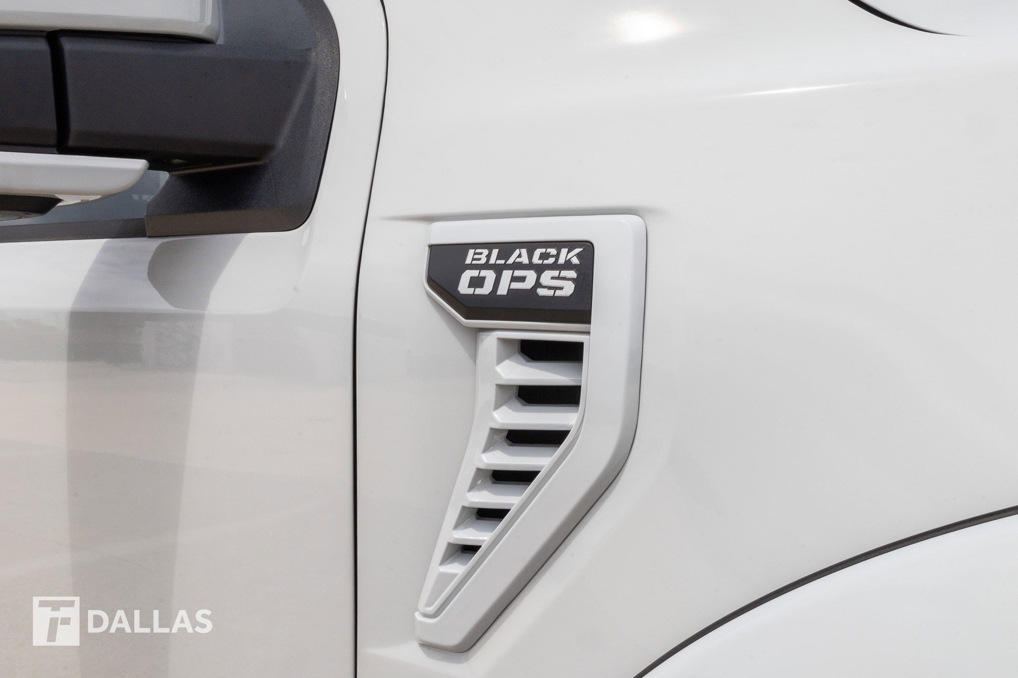 Used 2023 Ford F150 Lariat w/ Equipment Group 502A High image 20
