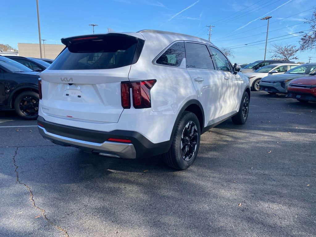 New 2026 Kia Sorento S w/ S Panoramic Sunroof Package FWD image 8