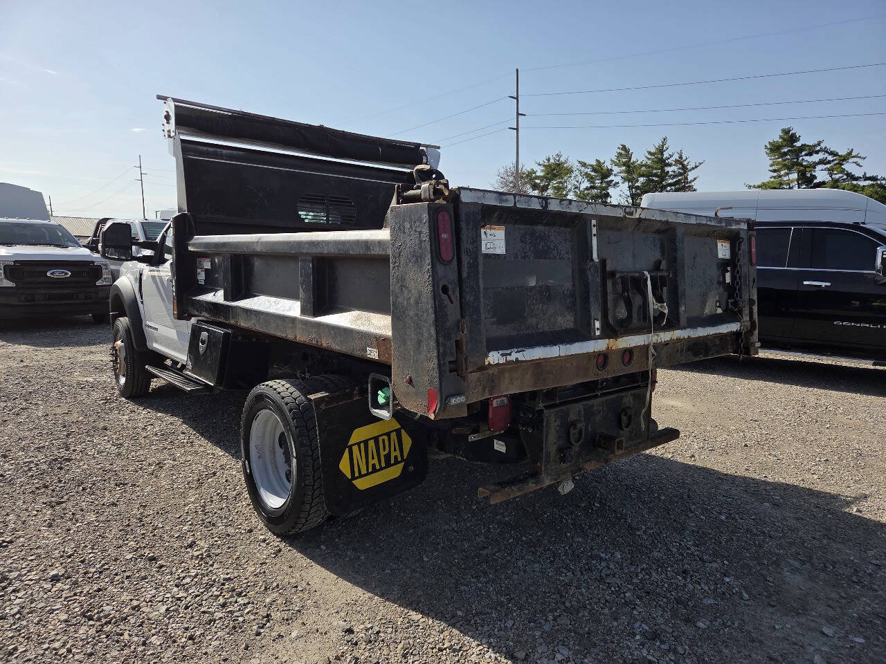 Used 2019 Ford F550 4x4 Regular Cab Super Duty image 3