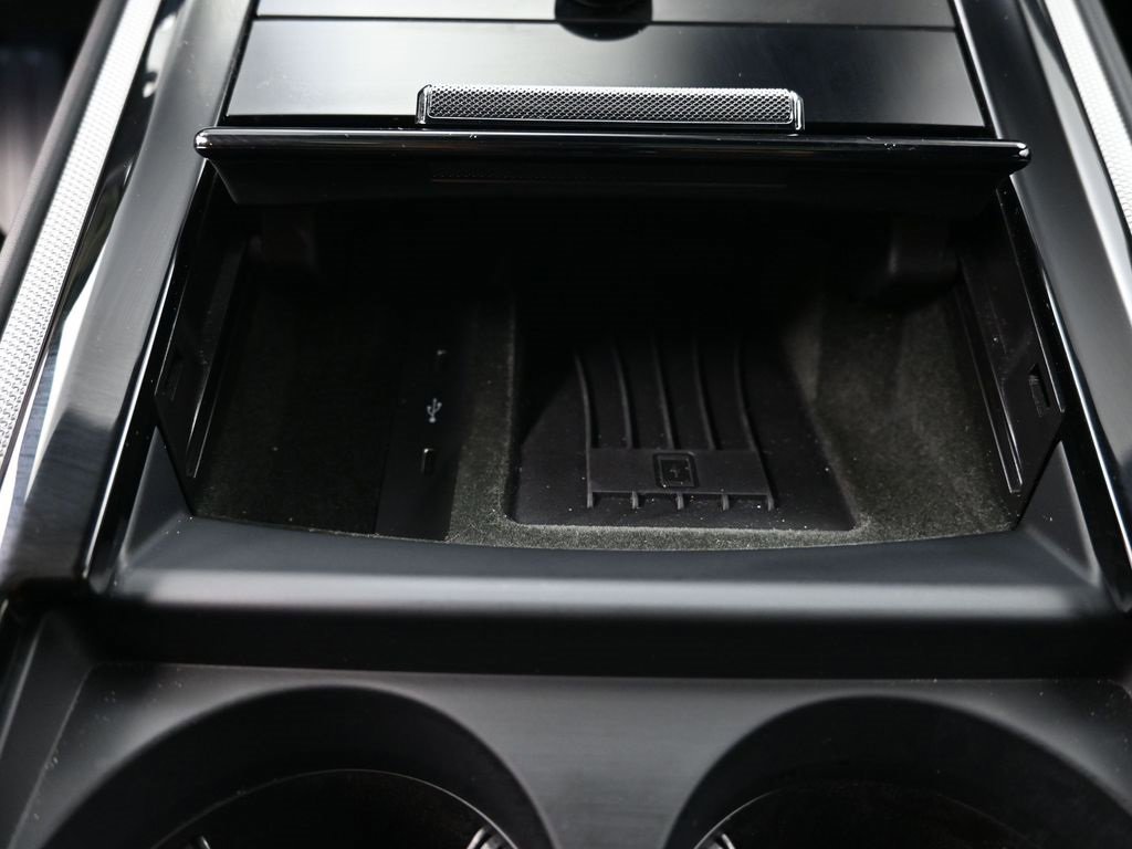 Used 2025 Porsche Panamera 4 image 25