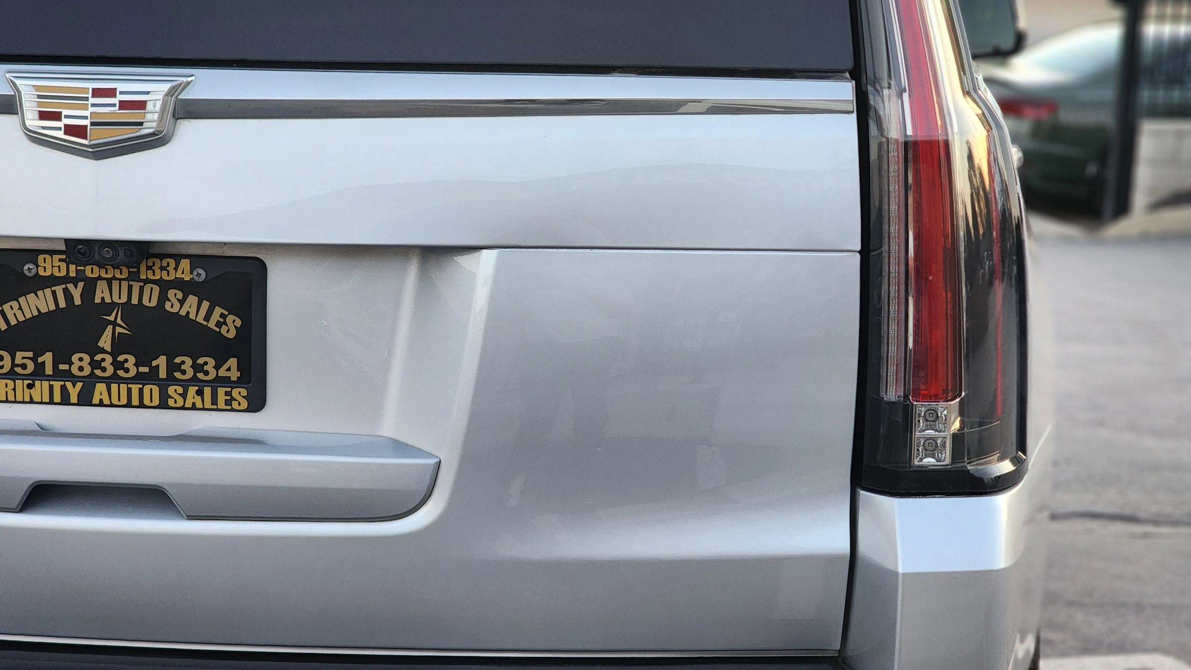 Used 2020 Cadillac Escalade Platinum image 6