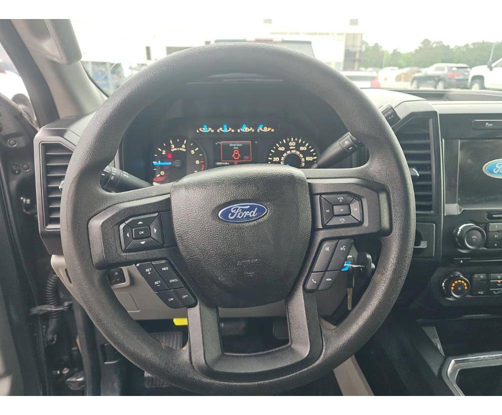 Used 2017 Ford F150 XL w/ Equipment Group 101A Mid RWD image 9