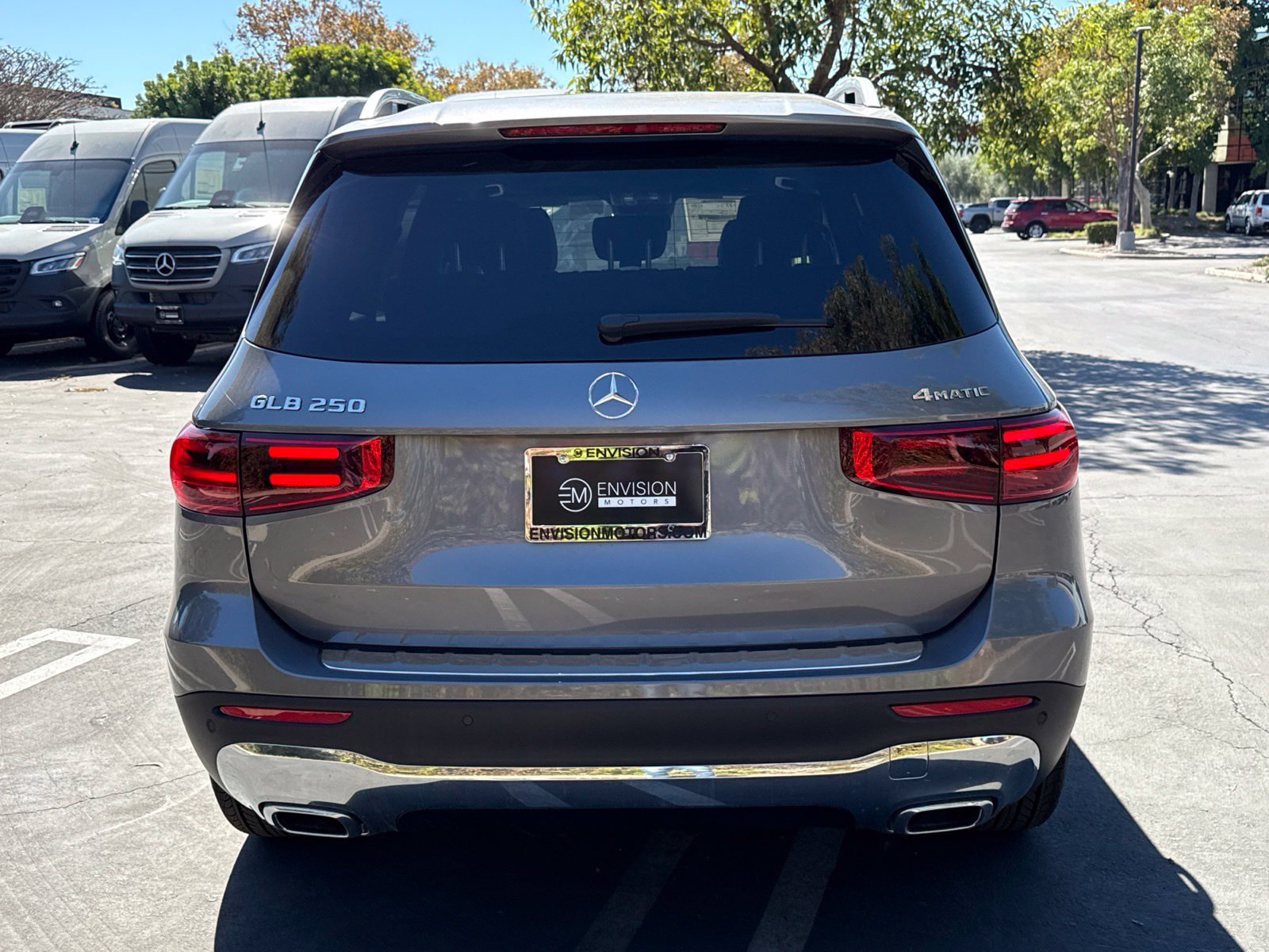 New 2026 Mercedes-Benz GLB 250 4MATIC image 9
